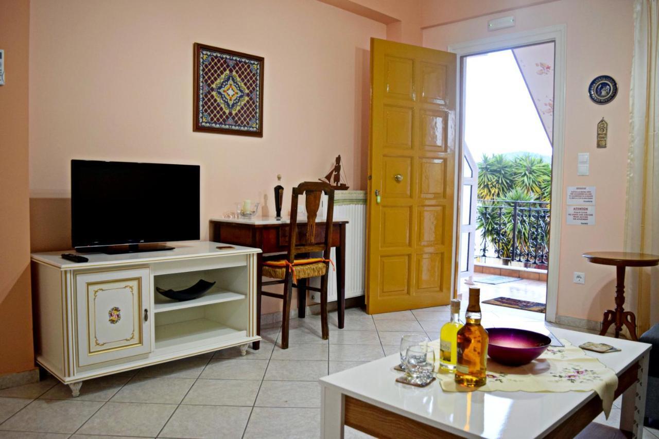 Korona Apartments Vathy  Bagian luar foto